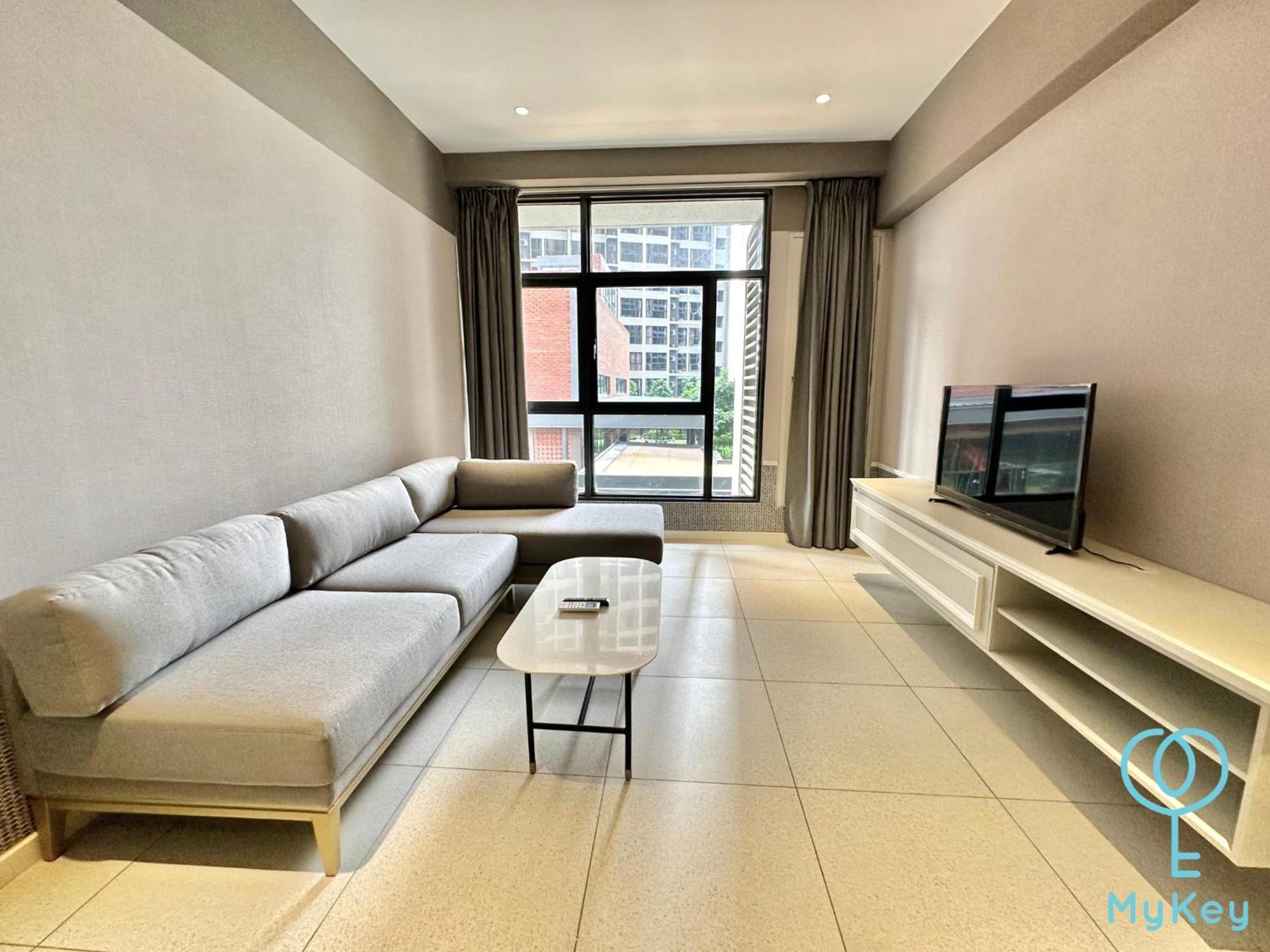 クアラルンプールMillerz Square By Mykeyアパートメント エクステリア 写真 A living room in a serviced apartment in Ho Chi Minh City, Vietnam