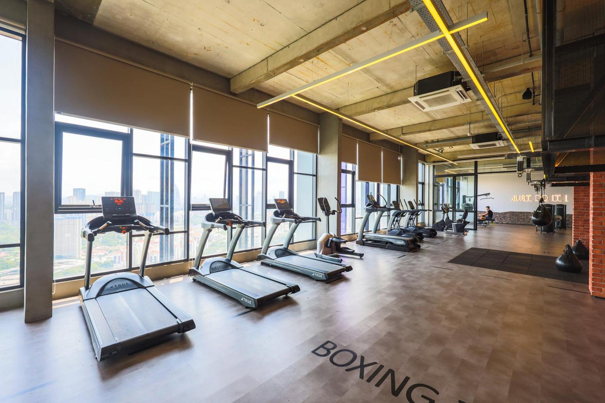 クアラルンプールMillerz Square By Mykeyアパートメント エクステリア 写真 The gym at the University of Law, Birmingham