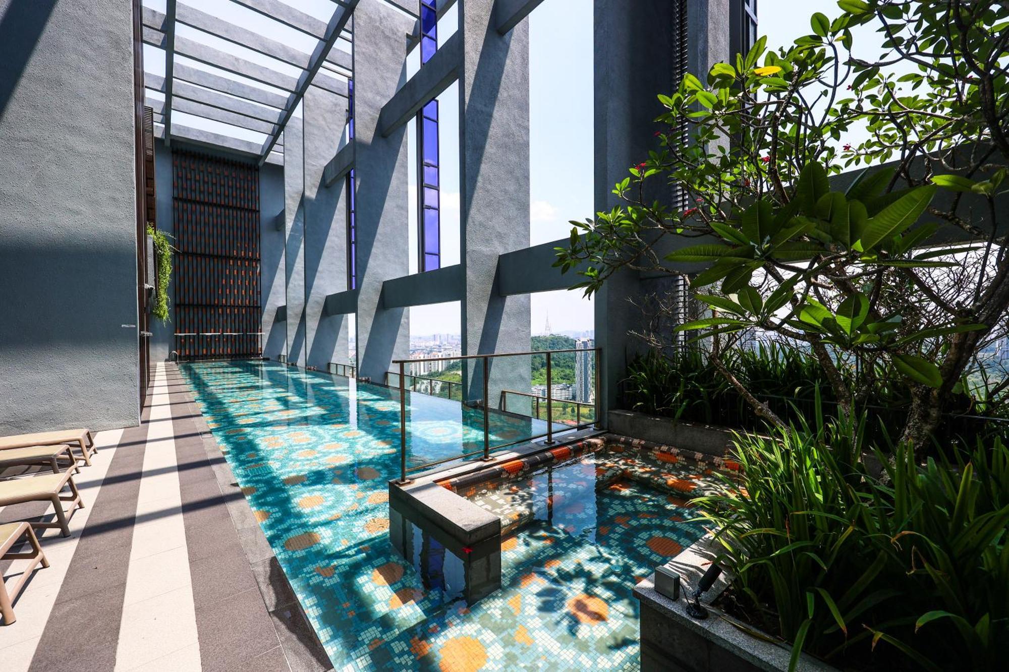 クアラルンプールMillerz Square By Mykeyアパートメント エクステリア 写真 The Sky Garden
