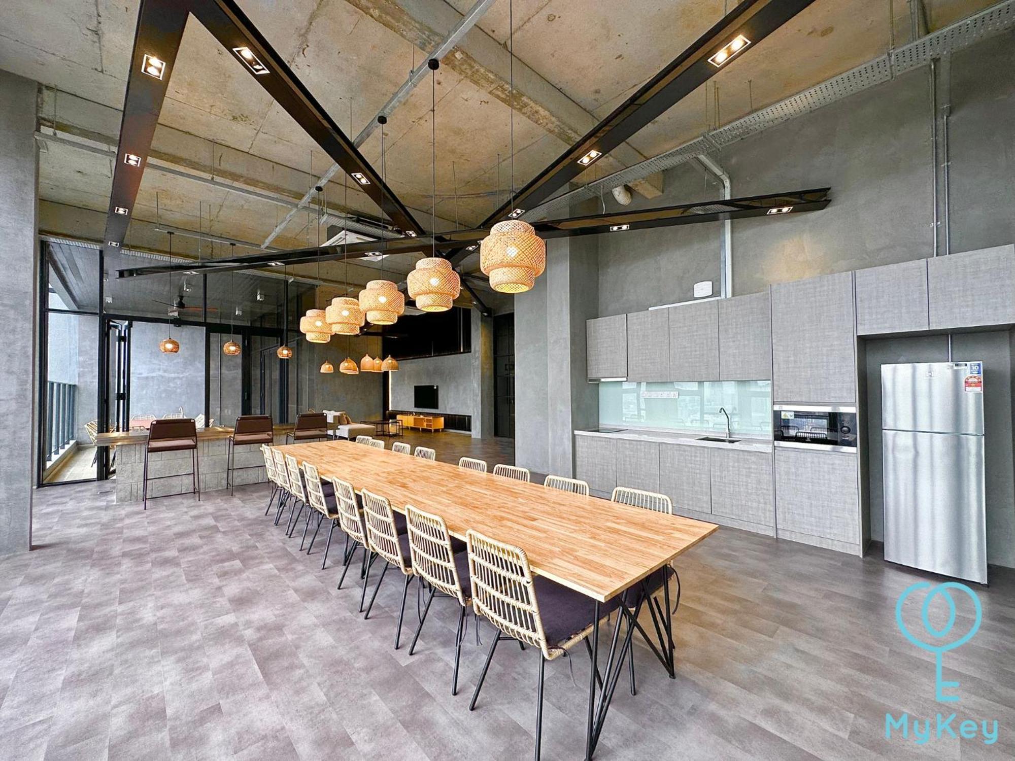 クアラルンプールMillerz Square By Mykeyアパートメント エクステリア 写真 The kitchen at the 10th floor